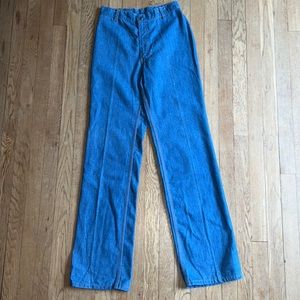 VINTAGE Levi Strauss 1970s Flare high rise Jeans